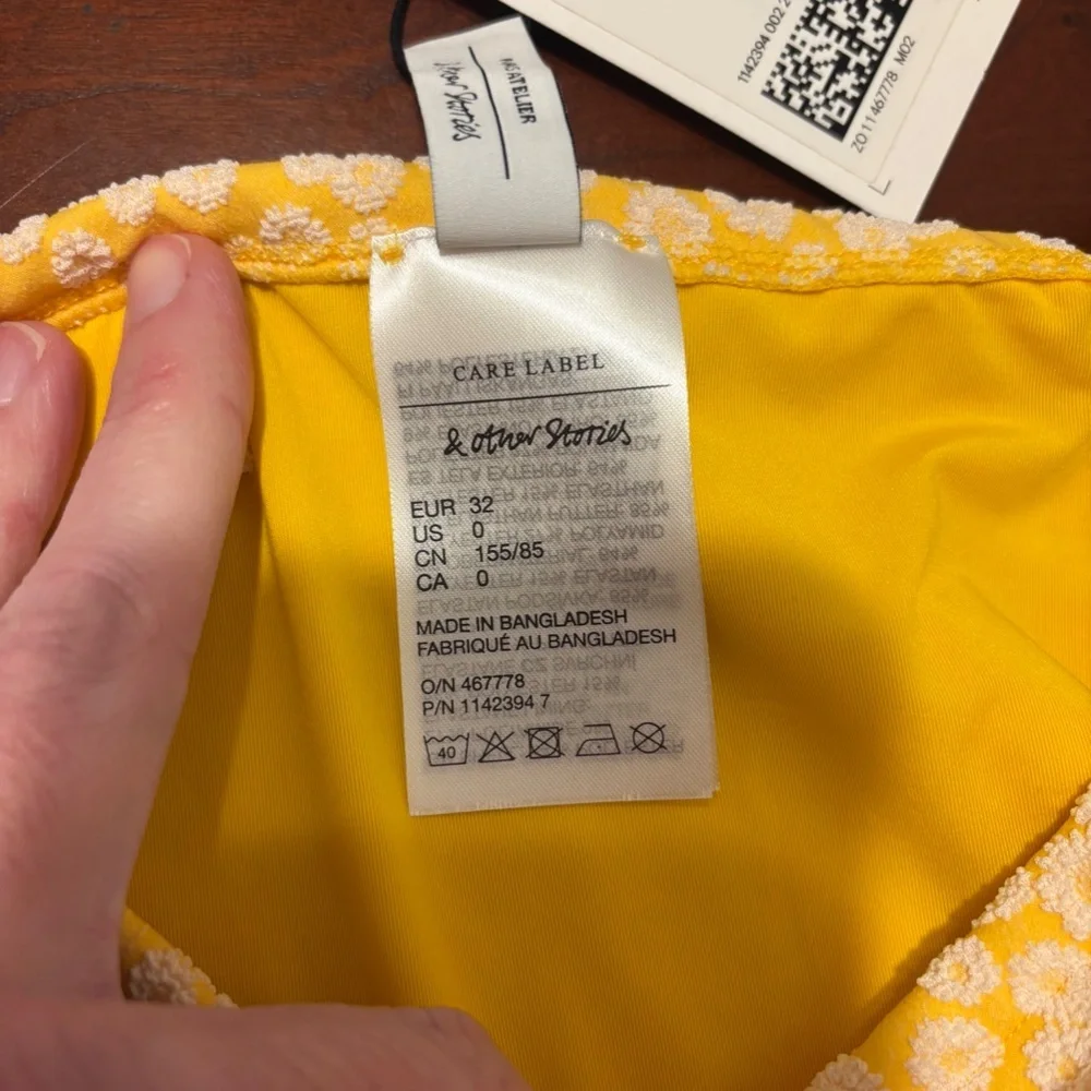 & Other Stories Tie Side Bikini Bottoms in Yellow Floral Size 0 NWT